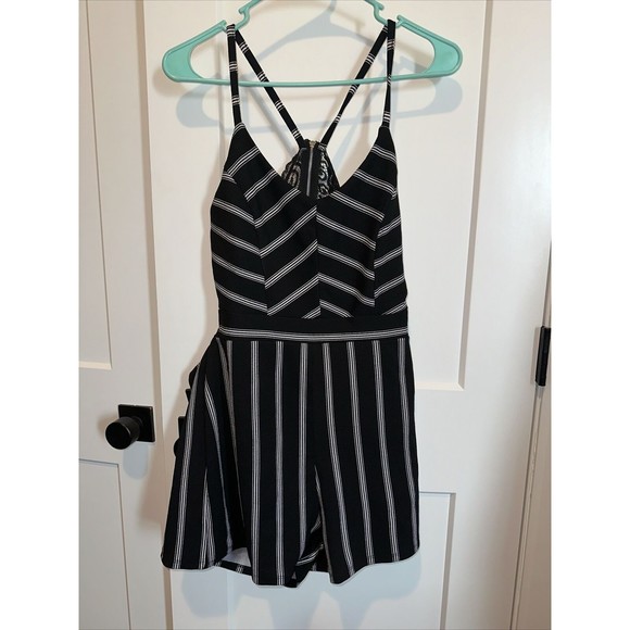 Almost Famous Pants - Almost Famous Black and White Striped Romper Size XL